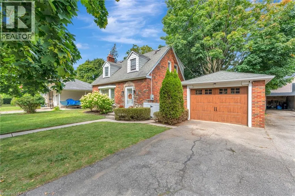 18 BALL Avenue