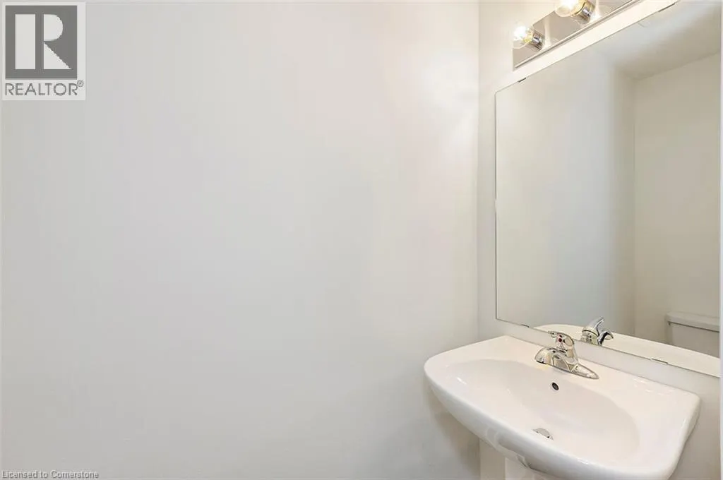 28 WOODMAN Drive N