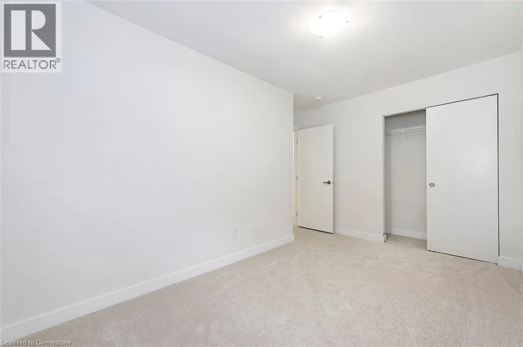 28 WOODMAN Drive N