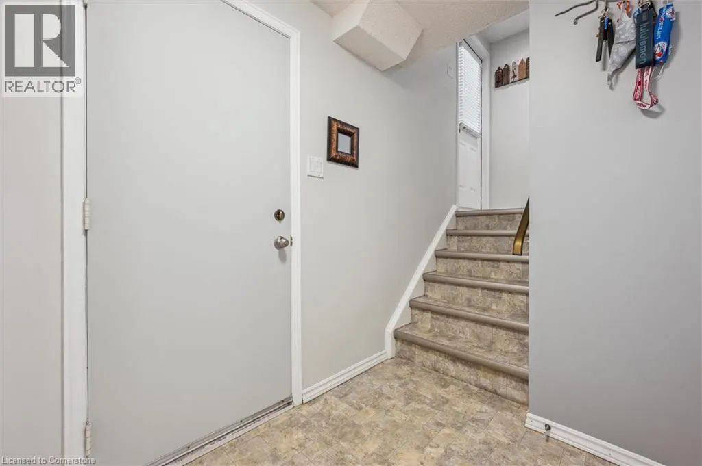 454 BEECHWOOD Place Unit# 4, #4