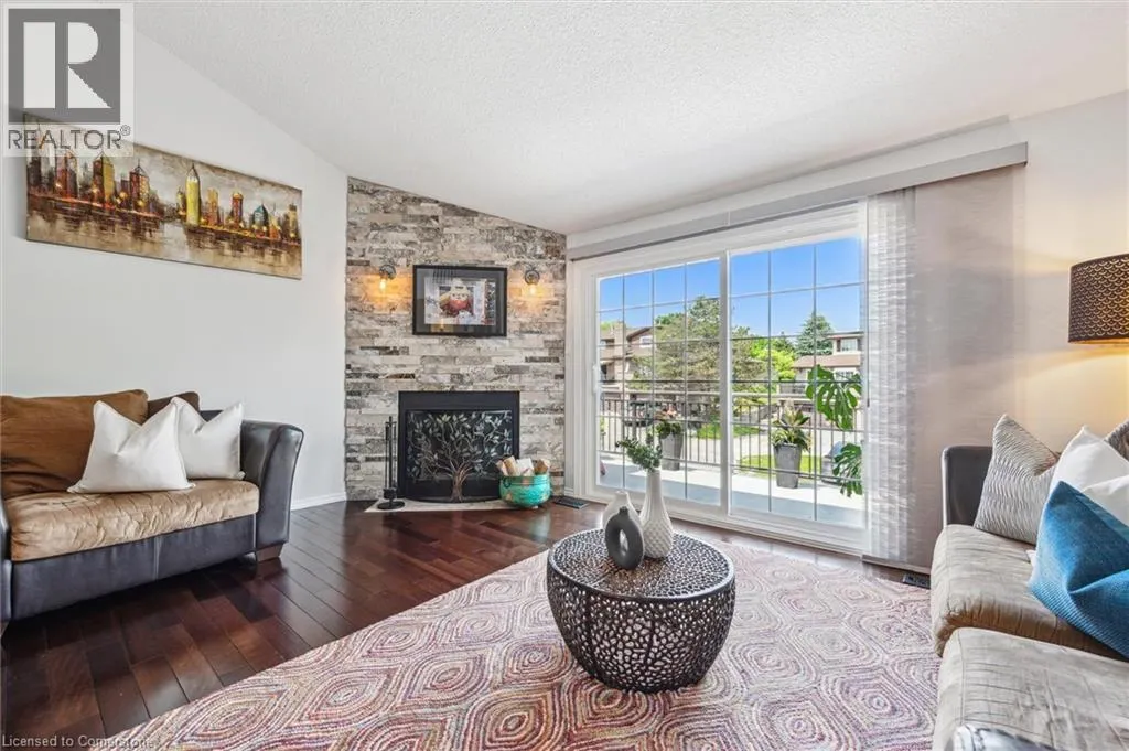 454 BEECHWOOD Place Unit# 4, #4