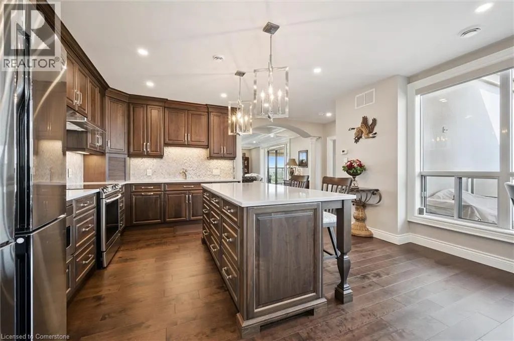 255 KEATS Way Unit# 1404, #1404