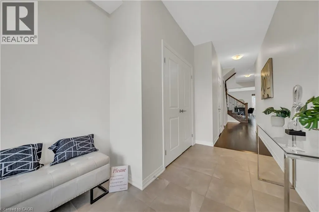 22 PRINCE PHILIP Boulevard