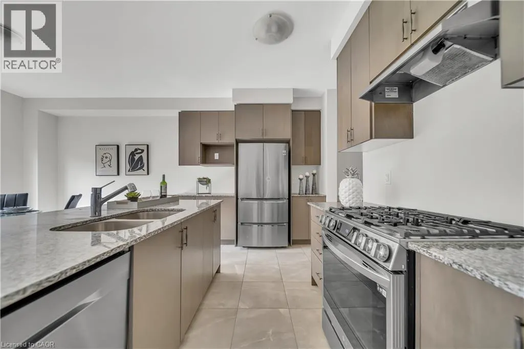 22 PRINCE PHILIP Boulevard