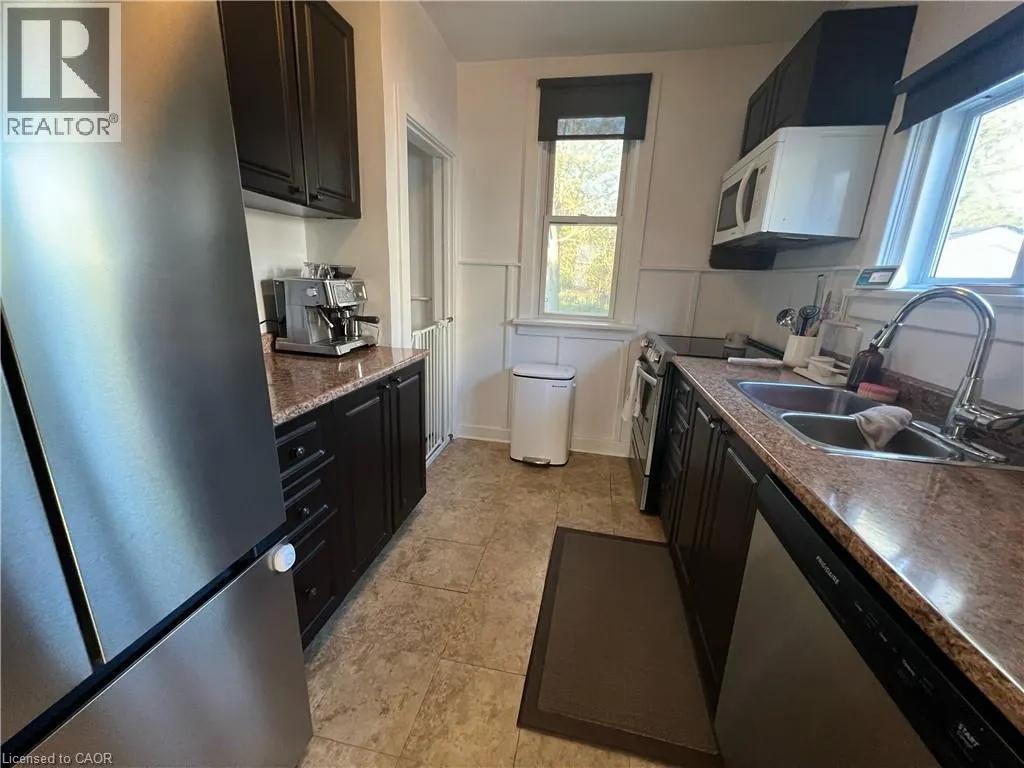 267 BLEECKER Avenue