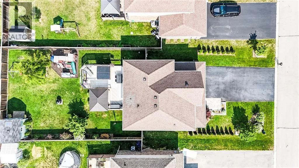 127 ENGLISH Crescent