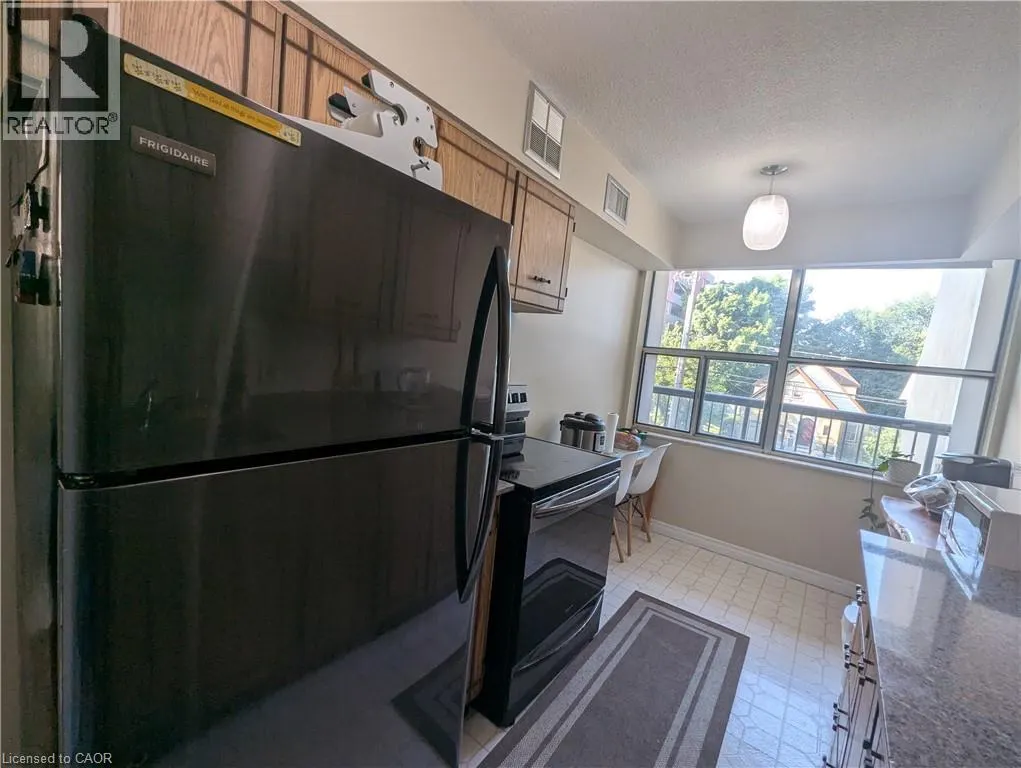 81 CHURCH Street Unit# 201, #201