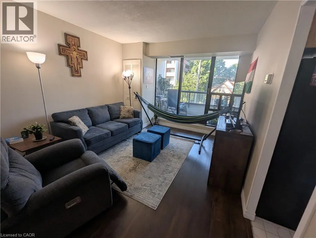 81 CHURCH Street Unit# 201, #201