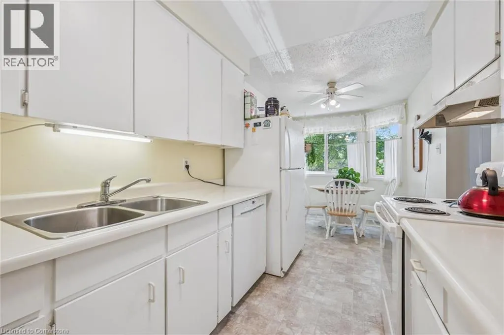 40 SILVERCREEK Parkway N Unit# 30, #30