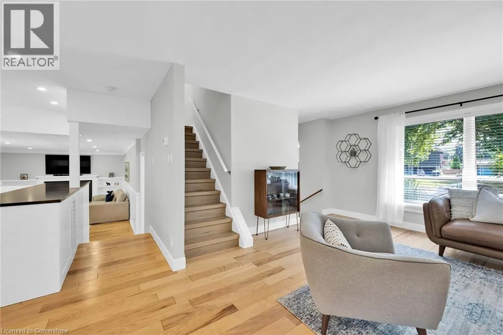 54 DRIFTWOOD Court