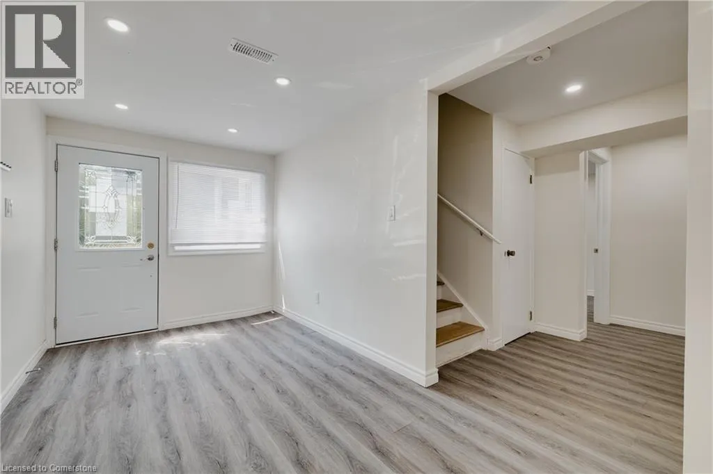 595 PIONEER Drive