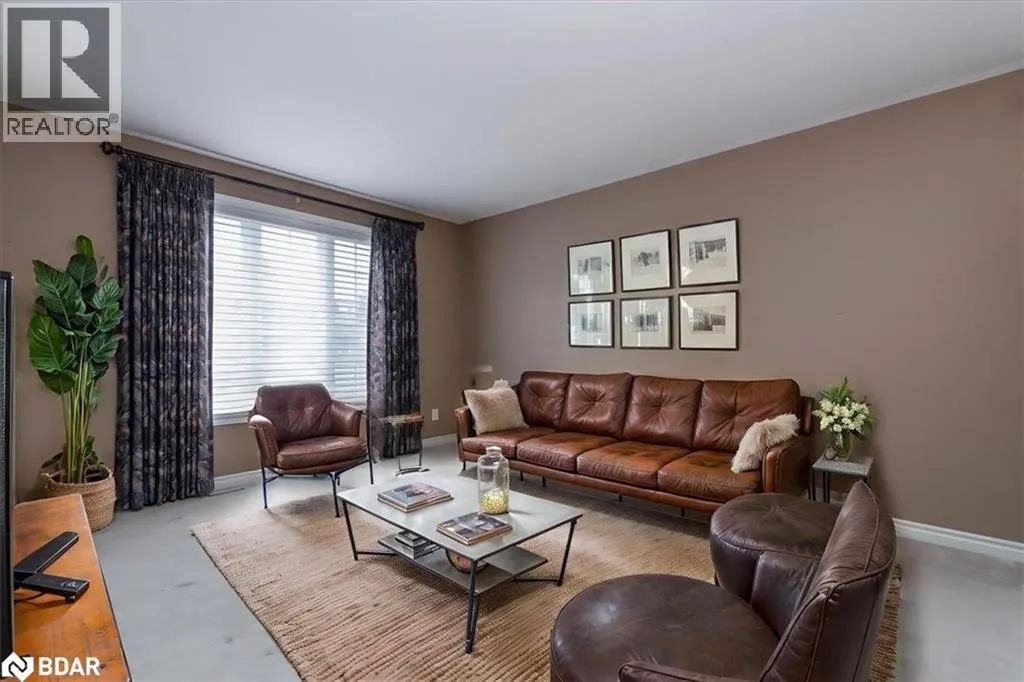 12 REVELSTOKE Court