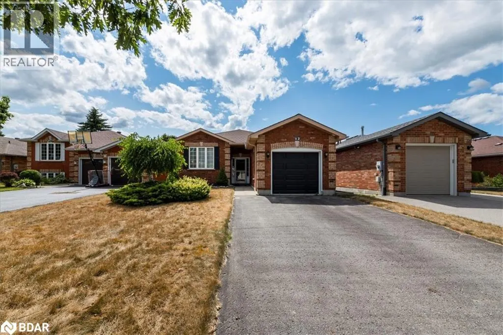 12 REVELSTOKE Court