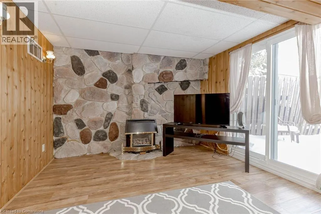 4155 DURSLEY Crescent