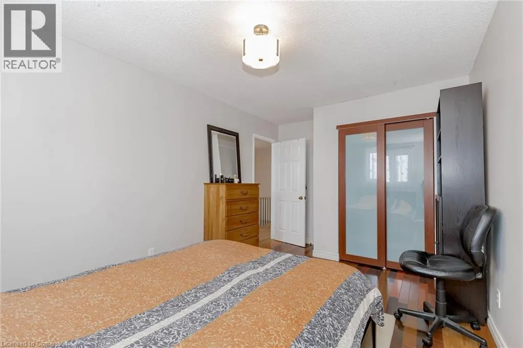 4155 DURSLEY Crescent