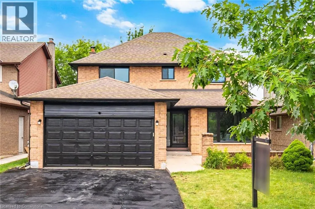 2392 ARNOLD Crescent