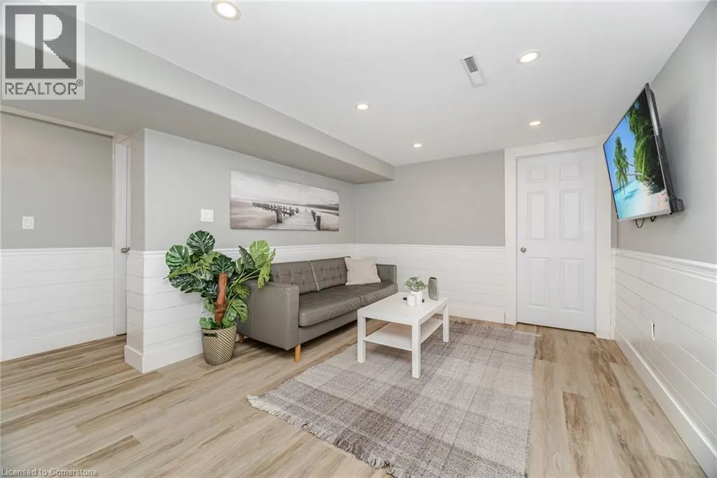 77 FAIRVIEW Road