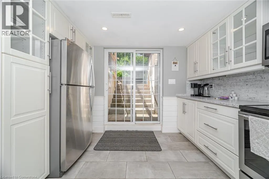 77 FAIRVIEW Road