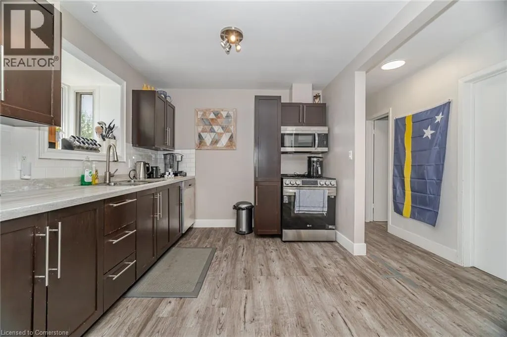 77 FAIRVIEW Road