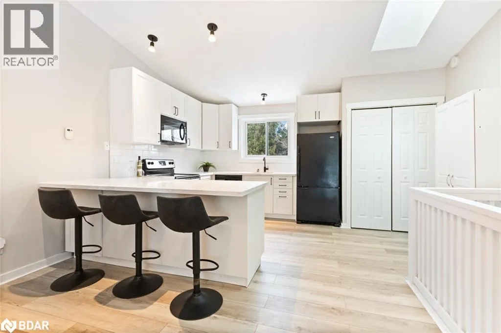 #403 - 12 DAWSON Drive