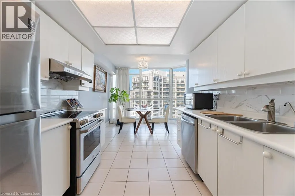 45 KINGSBRIDGE GARDEN Circle Unit# 3208, #3208