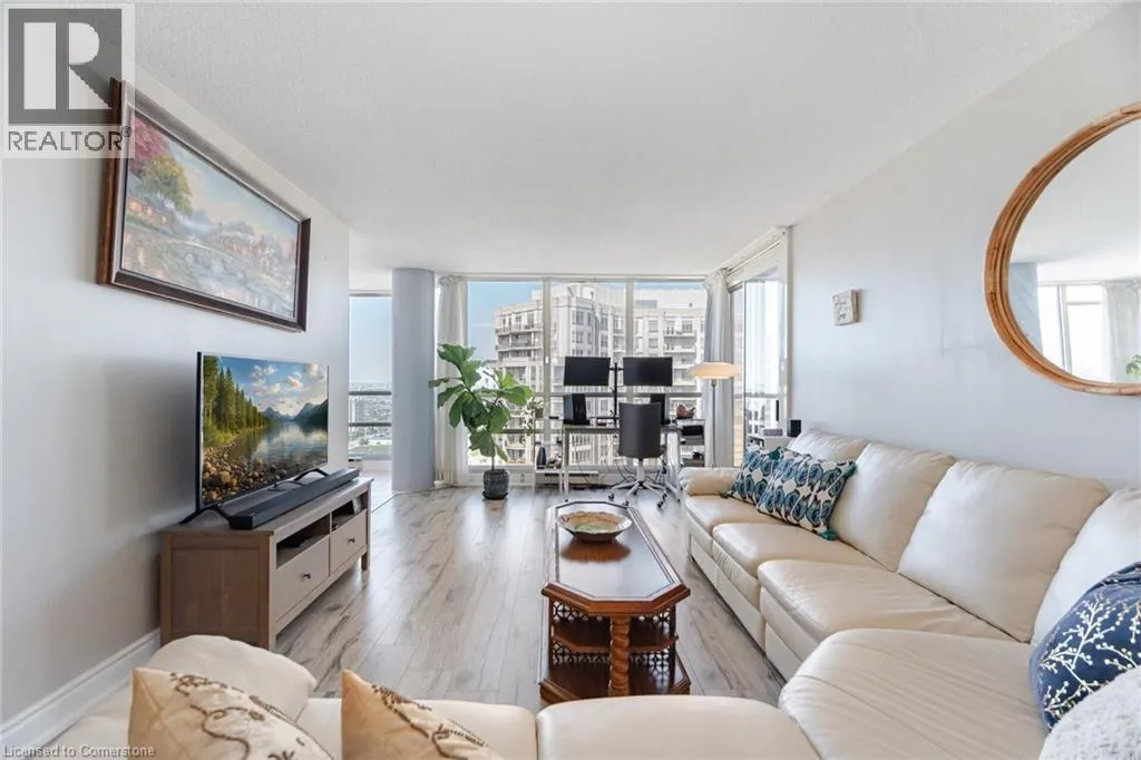 45 KINGSBRIDGE GARDEN Circle Unit# 3208, #3208