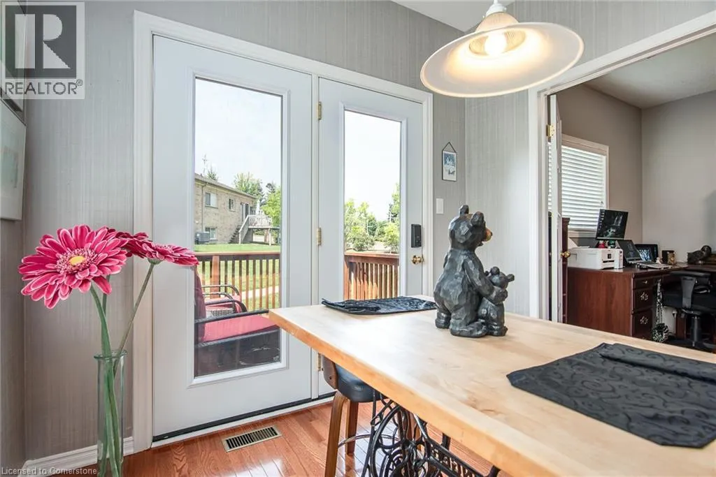 545 LAURELWOOD Drive Unit# 21, #21