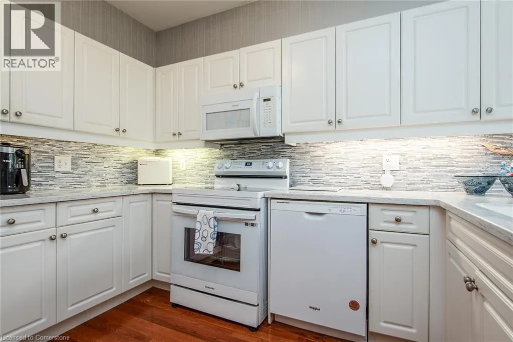 545 LAURELWOOD Drive Unit# 21, #21