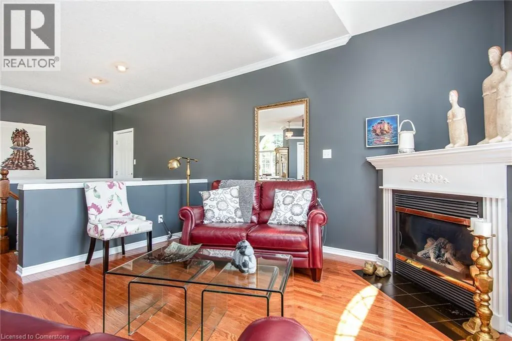 545 LAURELWOOD Drive Unit# 21, #21