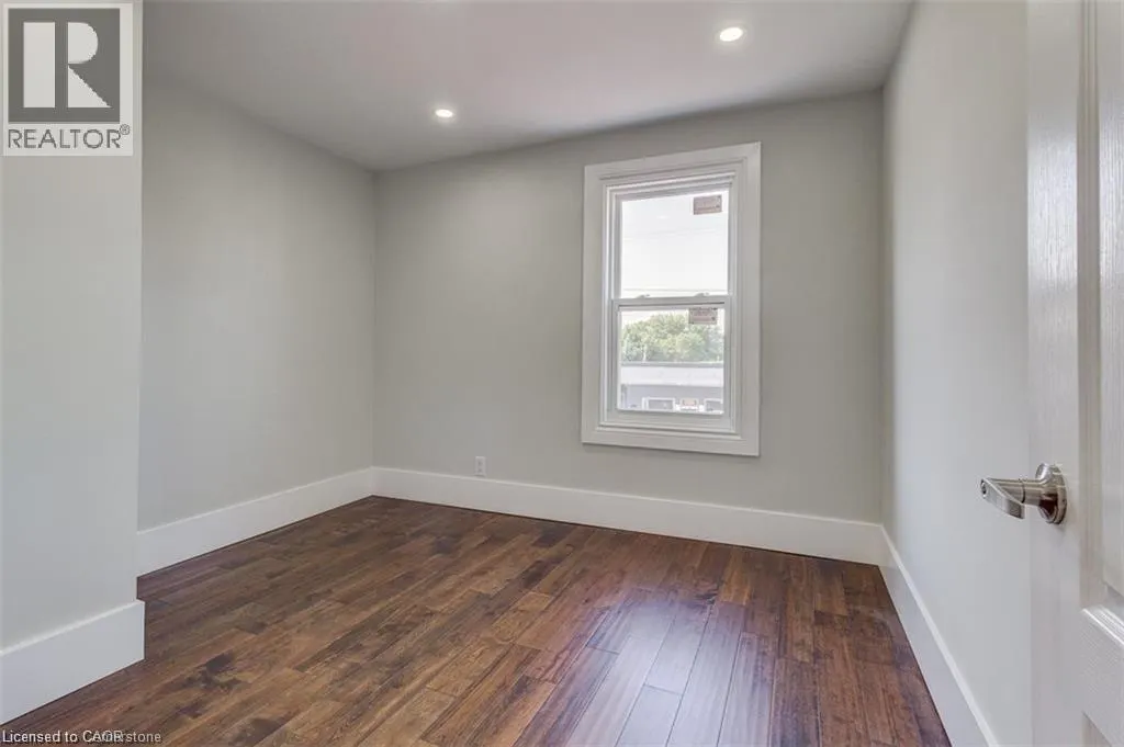 1459 MAIN Street E