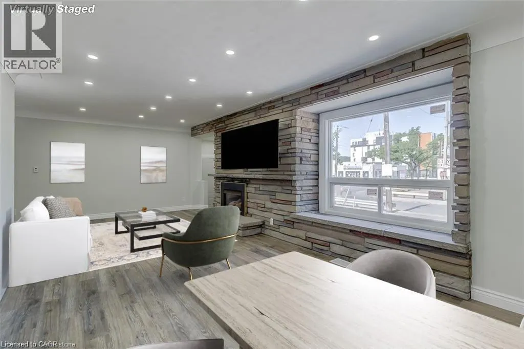 1459 MAIN Street E