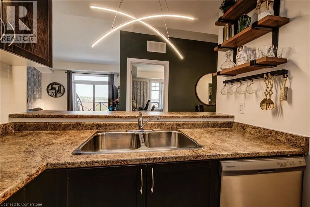 2 COLONIAL Drive Unit# 401, #401