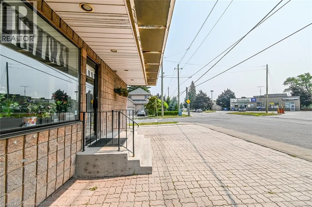 126 TOWN LINE  Road W