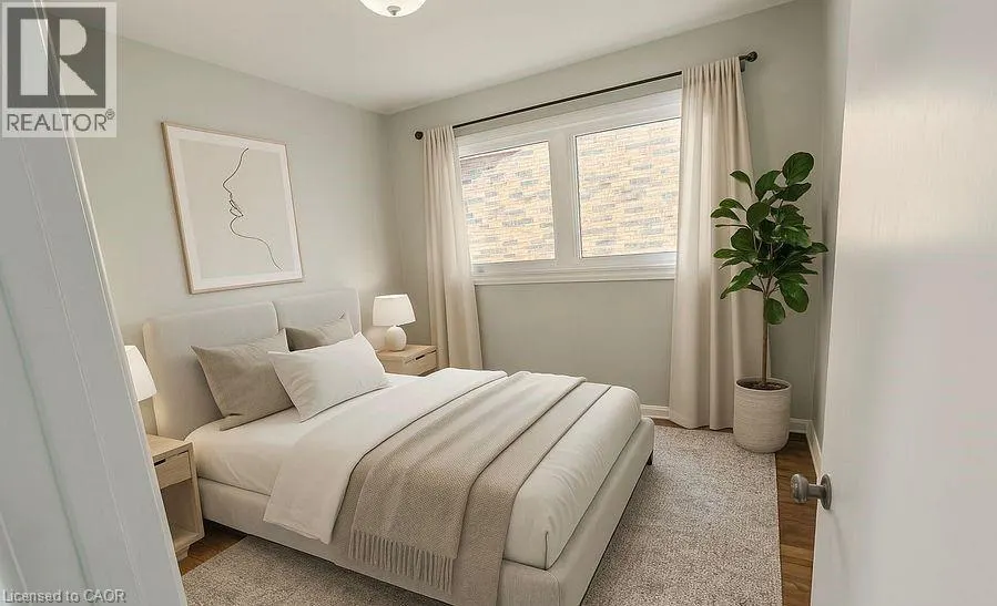 37 KINGSLEA Drive Unit# UPPER, #UPPER