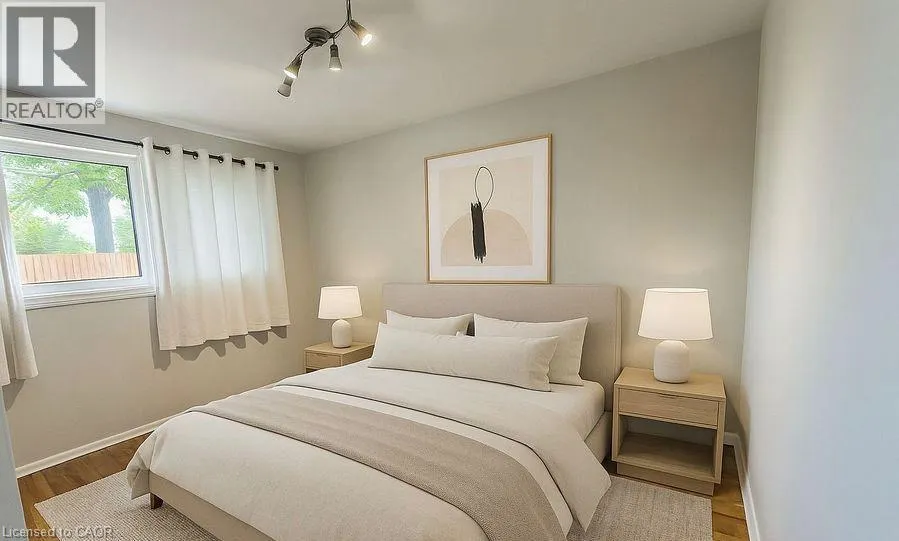 37 KINGSLEA Drive Unit# UPPER, #UPPER