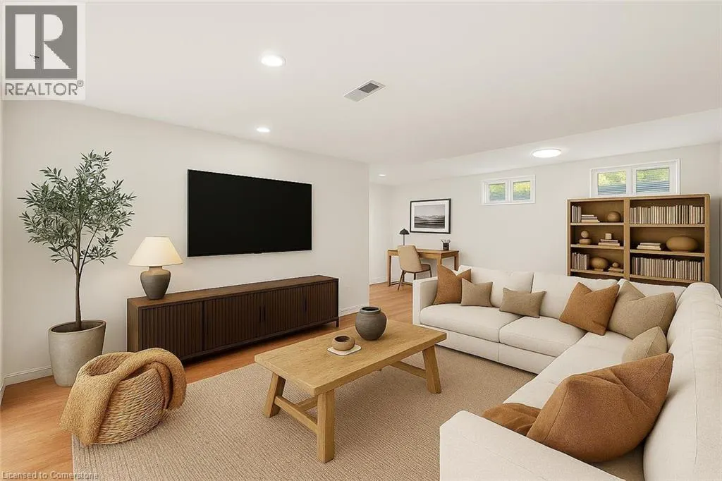 24 WILKIE Crescent