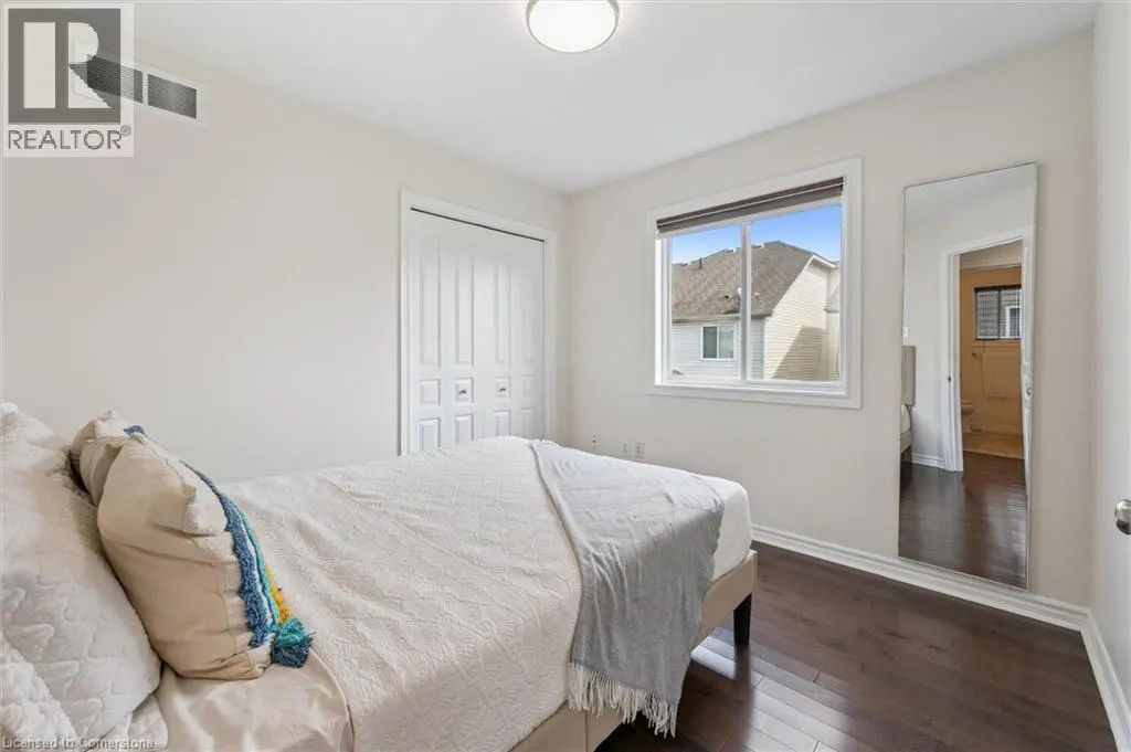 24 WILKIE Crescent