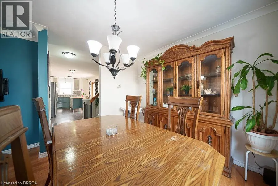 432 MANITOBA Road