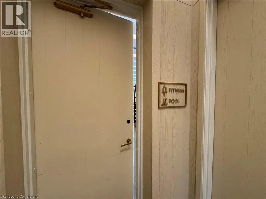 2060 LAKESHORE Road Unit# 405, #405