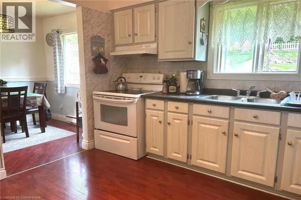 47 B WASHINGTON Crescent