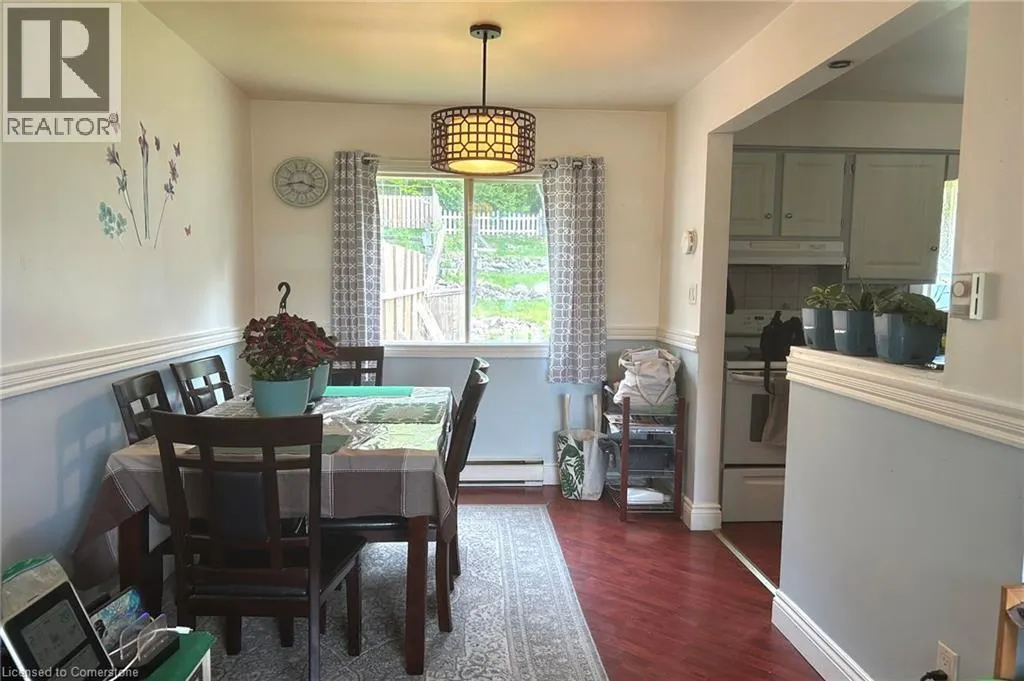 47 B WASHINGTON Crescent