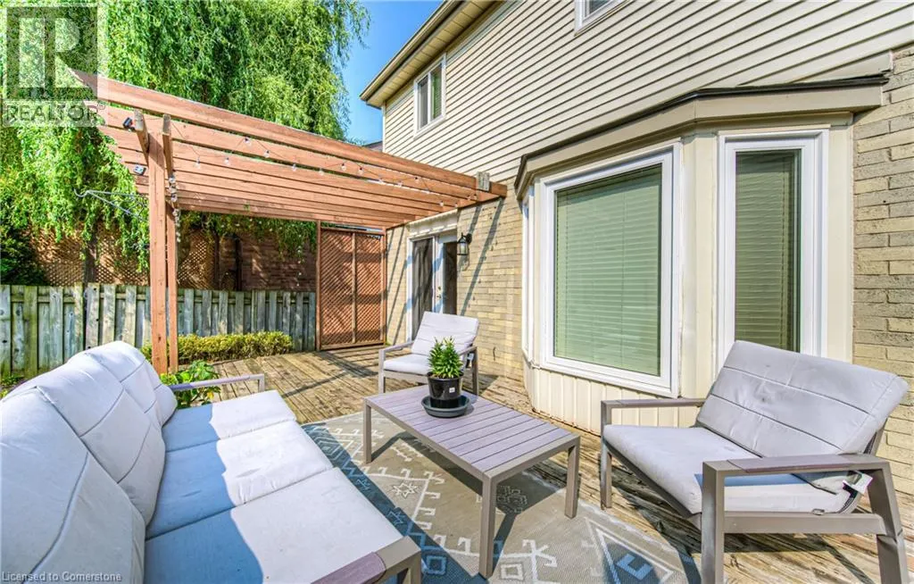 582 DRUMMERHILL Crescent
