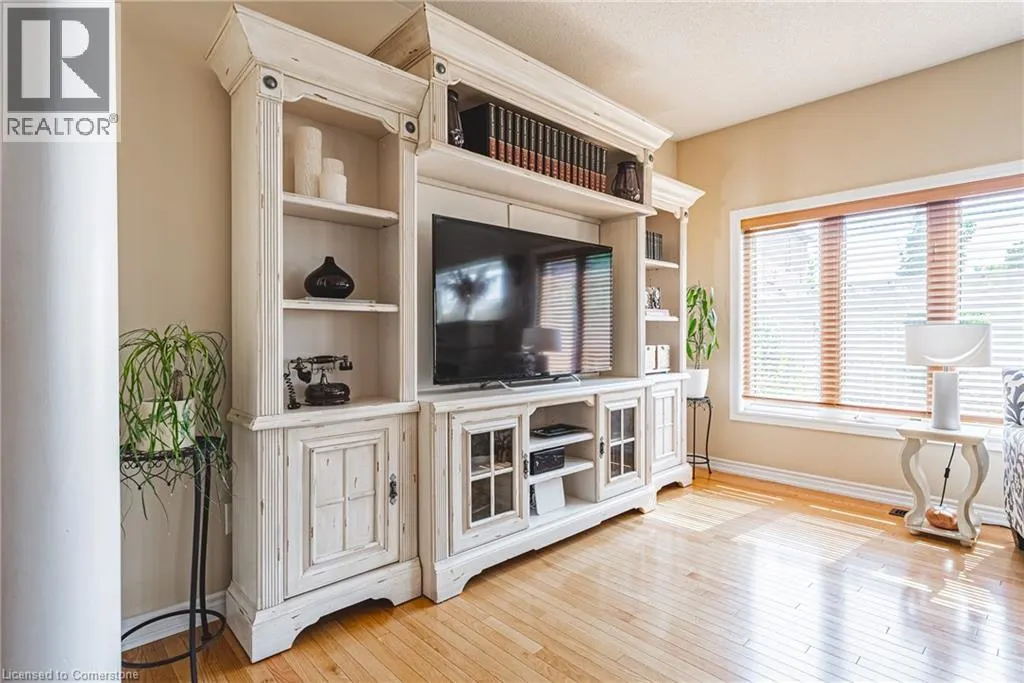 636 SERAFINI Crescent