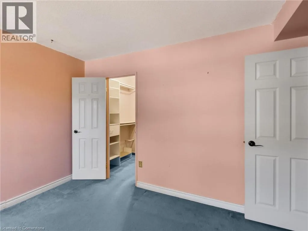 500 GREEN Road Unit# 203, #203