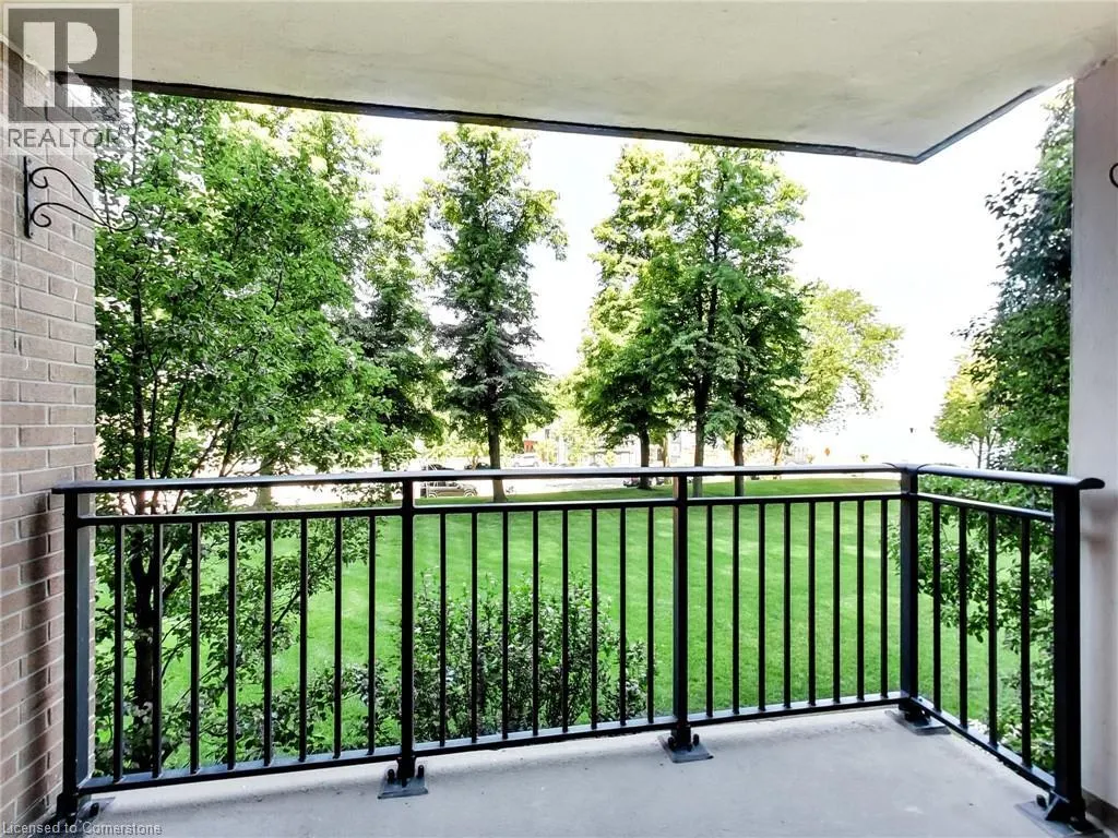 500 GREEN Road Unit# 203, #203