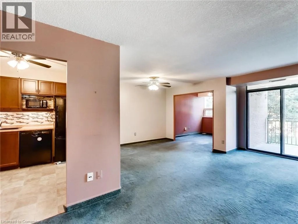 500 GREEN Road Unit# 203, #203