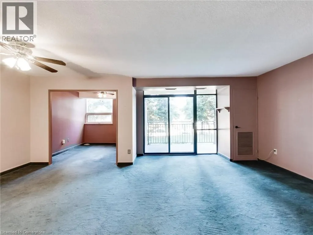 500 GREEN Road Unit# 203, #203