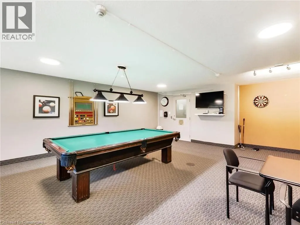 500 GREEN Road Unit# 203, #203