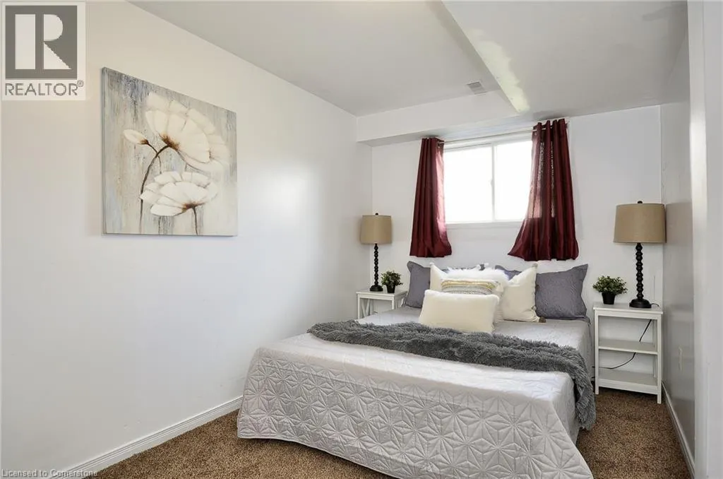 111 CARMINE Crescent
