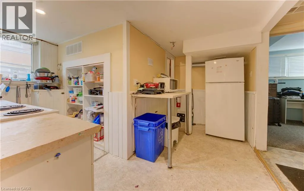 4 CARDILL Crescent